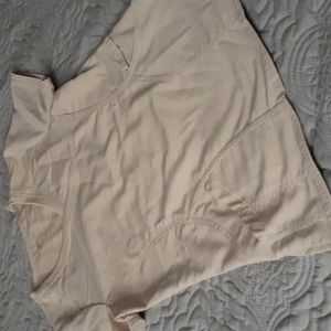 CLEARANCE!Scrubstar scrub top